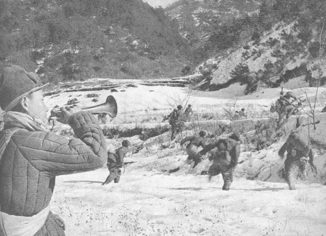 The Chinese attack at Chosin