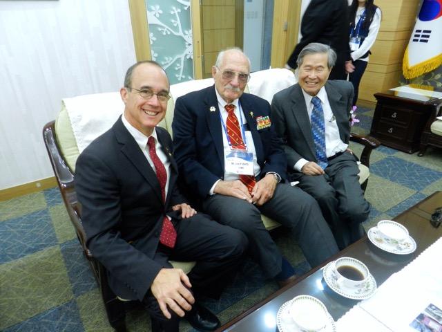 Ned with Chosin veterans