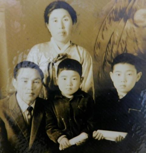 Kimchi 5 and his family, circa 1954.