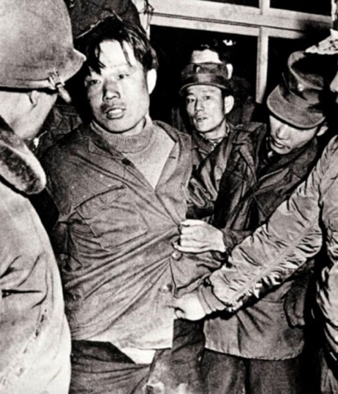 Kim Shin-jo at a police station in Seoul after being captured, Jan. 22, 1968 (PC: AP)